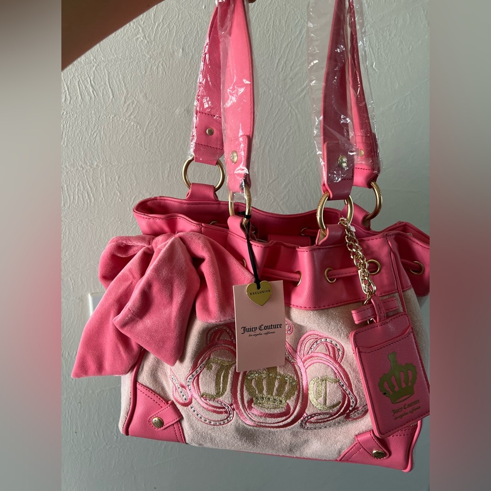 Juicy Couture Viral Lovers Club Day Dreamer Tote Bag 😍